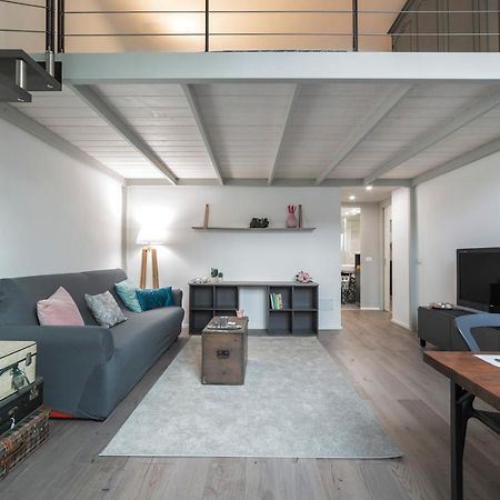 La Pampa New & Fully Refurbished Apt Apartment Милано Екстериор снимка