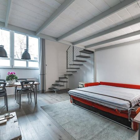 La Pampa New & Fully Refurbished Apt Apartment Милано Екстериор снимка